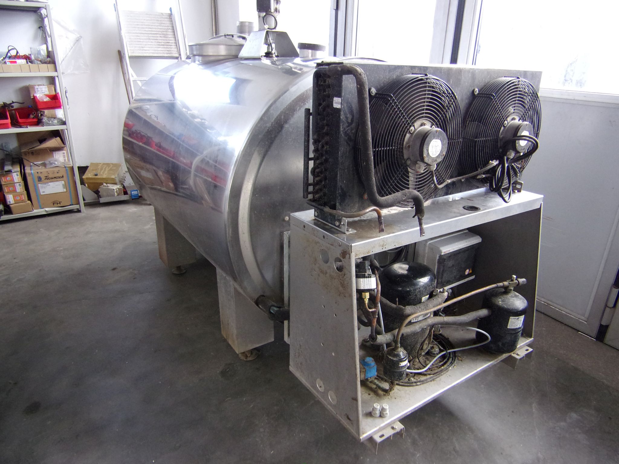 Huber Milchkühlanlagen gebrauchter Milchkühltank