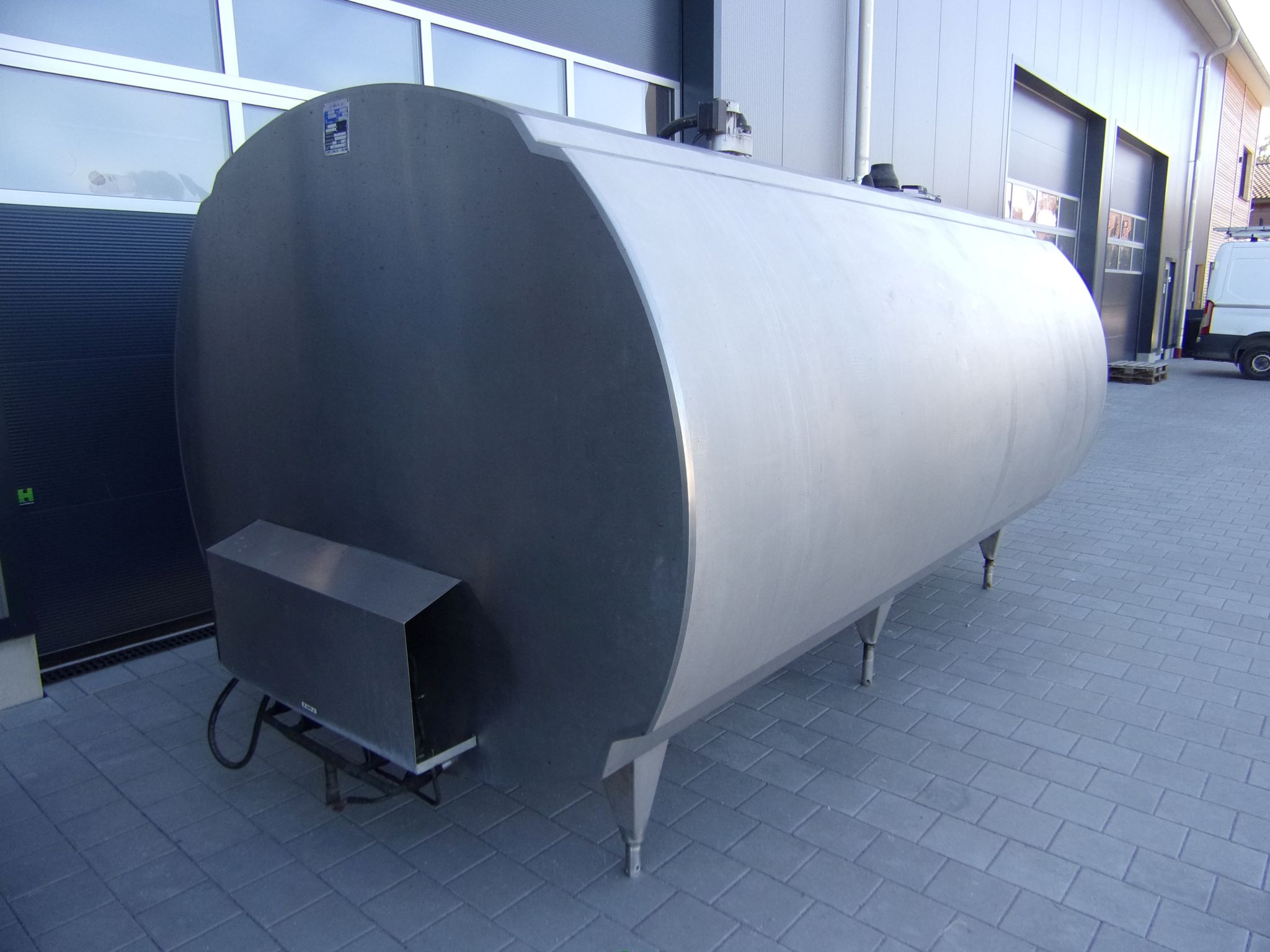 Huber Milchkühlanlagen gebrauchter Milchkühltank